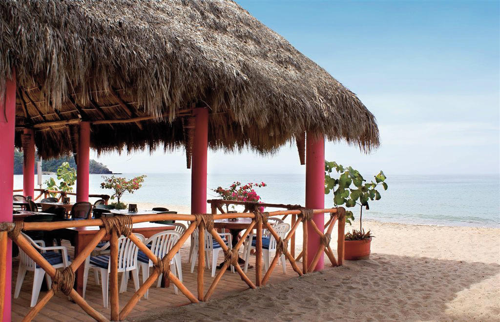 Decameron Los Cocos all-inclusive